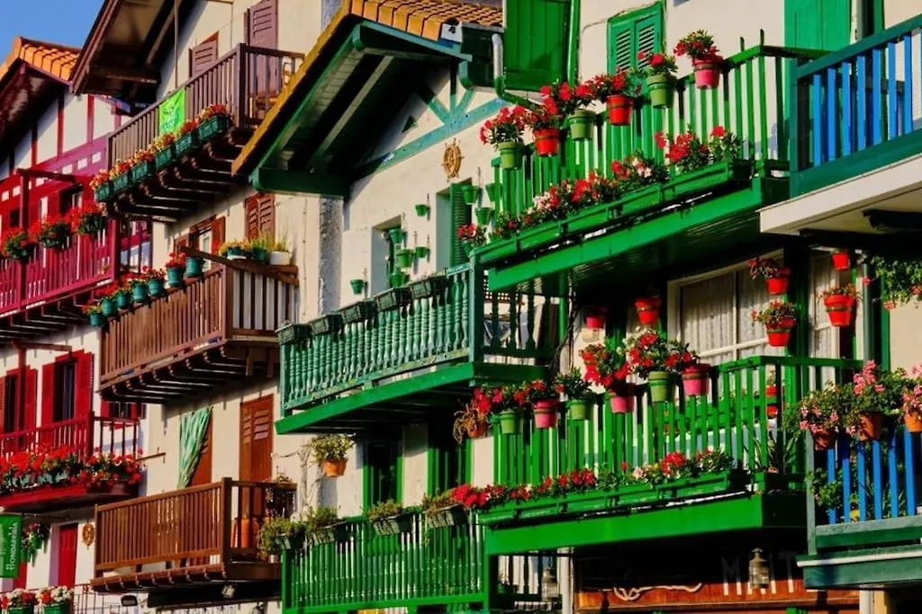 Villa Familiar Con Encanto Hondarribia 0*,  Spagna